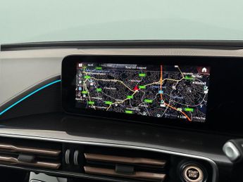 Mercedes-Benz EQC EQC 400 80kWh AMG Line (Premium Plus) 4MATIC (408 ps) - SELF PAR