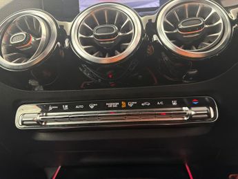 Mercedes-Benz EQA EQA 250+ 70.5kWh AMG Line (190 ps) - ADAPTIVE LIGHTS - HEATED LE