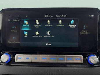 Hyundai Kona 64kWh Premium (10.5kW Charger) (204 ps) - REVERSE CAM - NAV - HE
