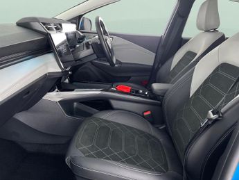 Ford Puma Gen-e 123kW Premium 43kWh [Adv Driver Assist] - ACTIVE LANE ASSIST - B