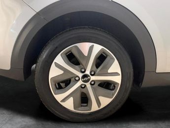 Kia Niro 64kWh 2 (201 bhp) - CRUISE - PADDLE SHIFT - 17IN ALLOYS