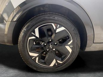 Kia Niro 64.8kWh 4 (201 bhp) - REVERSE CAM - NAV - HEATED SEATS