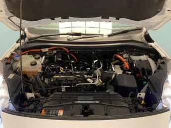 Ford Kuga 2.5h Duratec ST-Line X Edition CVT (190 ps) - REVERSE CAM - NAV