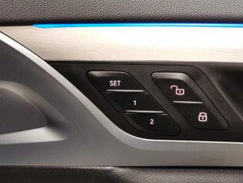 BMW iX3 80kWh Premier Edition Pro (286 ps) - HEATED SEATS - LEATHER - KE
