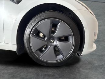 Tesla Model 3 (Dual Motor) Long Range 4WDE (346 ps) - PARK ASSIST - LED - REVE