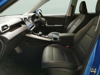 MG MG ZS 1.5 + Trophy (196 ps) - CARPLAY - KEYLESS ENTRY - LED
