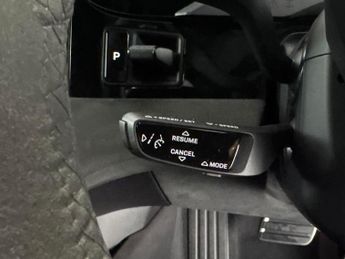 Porsche Taycan Performance Plus 93.4kWh GTS 4WD (11kW Charger) (598 ps) - 21IN 