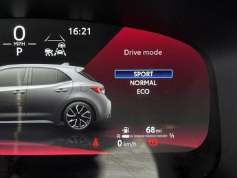 Toyota Corolla 1.8 VVT-h Icon CVT (140 ps) - HEATED SEATS - LANE DEPARTURE ALER