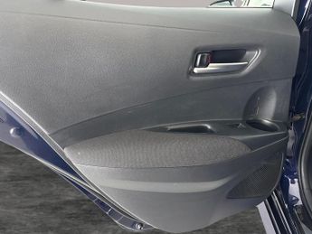 Toyota Corolla 1.8 VVT-h Icon CVT (140 ps) - HEATED SEATS - LANE DEPARTURE ALER