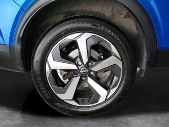 Nissan Qashqai 1.3 DIG-T MHEV N-Connecta XTRON (158 ps) - 360 CAM - LED - REVER
