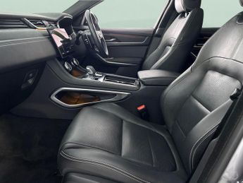 Jaguar F-PACE 2.0 D200 MHEV R-Dynamic Black AWD (204 ps) - LED - REVERSE CAM -