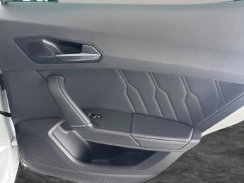 Cupra Formentor 1.4 eHybrid 12.8kWh V1 Plug-in DSG (204 ps) - KEYLESS ENTRY - LE