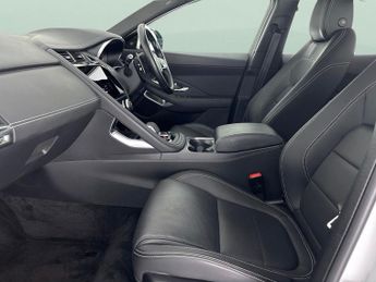Jaguar E-pace 2.0 D204 MHEV R-Dynamic S AWD (204 ps) - REVERSE CAM - NAV - HEA