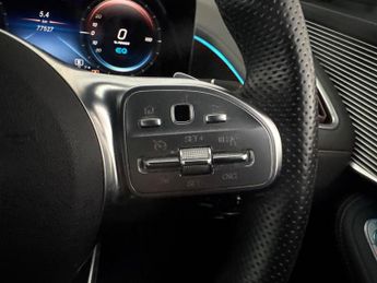 Mercedes-Benz EQC EQC 400 80kWh AMG Line 4MATIC (408 ps) - HEATED LEATHER - COMFOR