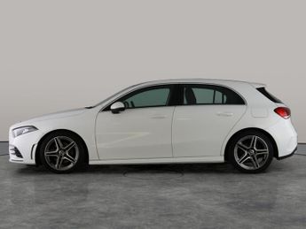 Mercedes-Benz A Class 1.5 A180d AMG Line 7G-DCT (116 ps) - REVERSE CAM - ALCANTARA - C