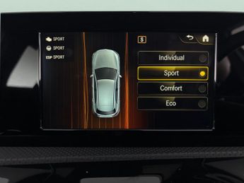 Mercedes-Benz A Class 1.5 A180d AMG Line 7G-DCT (116 ps) - REVERSE CAM - ALCANTARA - C
