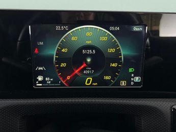 Mercedes-Benz A Class 1.5 A180d AMG Line 7G-DCT (116 ps) - REVERSE CAM - ALCANTARA - C