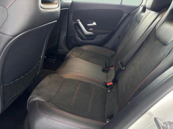 Mercedes-Benz A Class 1.5 A180d AMG Line 7G-DCT (116 ps) - REVERSE CAM - ALCANTARA - C