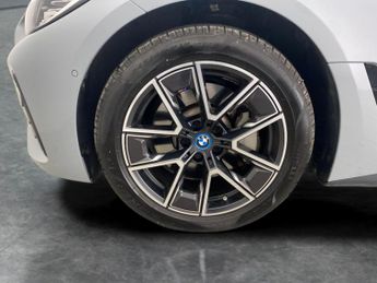 BMW i4 40 83.9kWh M Sport Gran Coupe eDrive (340 ps) - LED - REVERSE CA