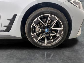 BMW i4 40 83.9kWh M Sport Gran Coupe eDrive (340 ps) - LED - REVERSE CA