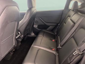 Tesla Model Y SUV RWD (346 ps) - HEATED STEERING - WIFI - BLIND SPOT ASSIST