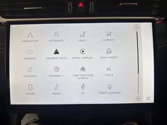 Jaguar F-PACE 2.0 P400e 17.1kWh R-Dynamic HSE Plug-in AWD (404 ps) - MERIDIAN 