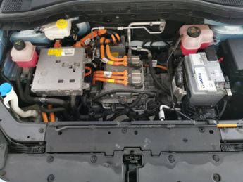 MG MG ZS 44.5kWh Excite (143 ps) - LANE DEPARTURE  - BLUETOOTH - DRIVING 