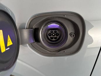 Volvo XC60 2.0h T6 Recharge 18.8kWh Plus Plug-in AWD (350 ps) - CARPLAY - H