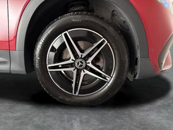 Mercedes-Benz EQB EQB 300 66.5kWh AMG Line 4MATIC (228 ps) - HEATED LEATHER - MIRR