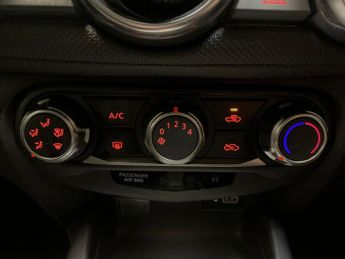 Nissan Juke 1.0 DIG-T Acenta DCT (117 ps) - USB AUDIO - DAB - CARPLAY