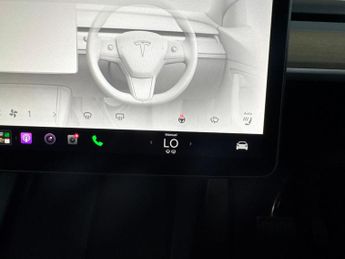 Tesla Model Y (Dual Motor) Long Range 4WDE (384 bhp) - HEATED STEERING - WIFI