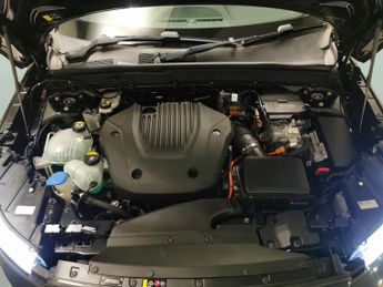 Volvo XC40 1.5h T4 Recharge 10.7kWh R-Design Plug-in (211 ps) - PARK ASSIST