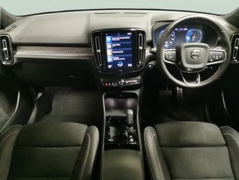 Volvo XC40 1.5h T4 Recharge 10.7kWh R-Design Plug-in (211 ps) - PARK ASSIST