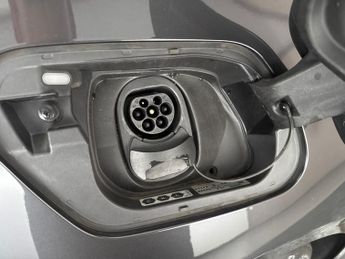 Volkswagen ID.3 Pro 58kWh Life (145 ps) - BLUETOOTH - PARK SENSORS - DAB