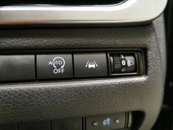 Nissan Qashqai 1.3 DIG-T MHEV N-Connecta XTRON (158 ps) - INTELLIGENT LANE INTE
