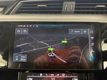 Audi e-tron 55 Technik quattro 95kWh (11kW Charger) (408 ps) - ADJUSTABLE SU
