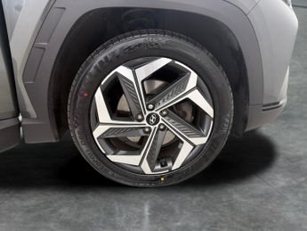 Hyundai Tucson 1.6 T-GDi 13.8kWh Ultimate Plug-in 4WD (265 ps) - NAV - HEATED S