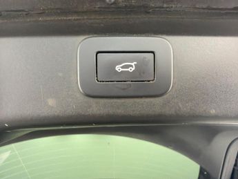 Jaguar I-PACE 400 90kWh R-Dynamic HSE Black 4WD (400 ps) - CARPLAY - KEYLESS E