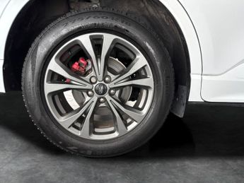 Ford Kuga 2.5 EcoBoost Duratec 14.4kWh ST-Line Plug-in CVT (225 ps) - REVE