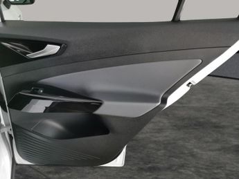 Volkswagen ID.4 Pure Performance 52kWh Life Edition (170 ps) - LED - REVERSE CAM
