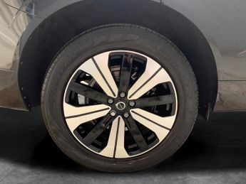 Volvo XC60 2.0h T6 Recharge 18.8kWh Plus Plug-in AWD (350 ps) - ADAPT CRUIS
