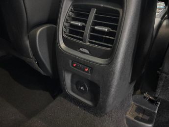 Ford Kuga 2.5h Duratec ST-Line X Edition CVT (190 ps) - REVERSE CAM - NAV