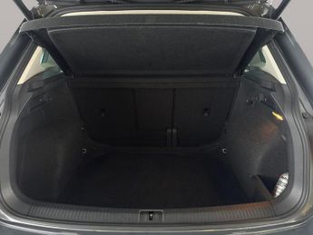 Volkswagen Tiguan 1.5 TSI Elegance DSG (150 ps) ADAPTIVE CRUISE - KEYLESS - REV CA