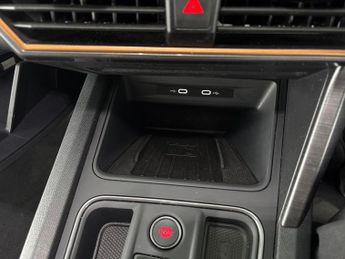 Cupra Formentor 1.4 eHybrid 12.8kWh V1 Plug-in DSG (204 ps) - KEYLESS ENTRY - LE