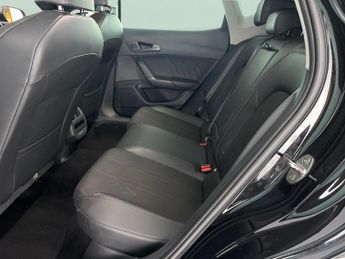Cupra Formentor 1.4 eHybrid 12.8kWh V1 Plug-in DSG (204 ps) - KEYLESS ENTRY - LE