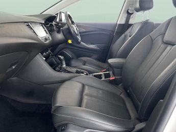 Vauxhall Grandland X 1.2 Turbo Elite Nav 8Spd (130 ps) - HEATED STEERING - LANE DEPAR