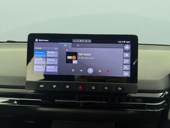 MG Mg4 51kWh SE (170 ps) - FABRIC - BLACK - CARPLAY - LED