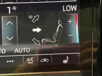 Audi e-tron 55 Technik quattro 95kWh (11kW Charger) (408 ps) - ADJUSTABLE SU