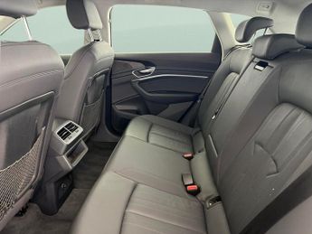 Audi e-tron 55 Technik quattro 95kWh (11kW Charger) (408 ps) - ADJUSTABLE SU