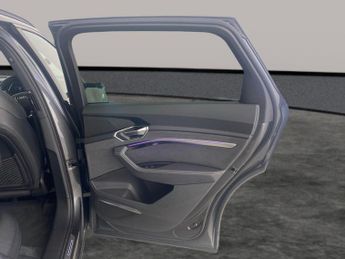 Audi e-tron 55 Vorsprung quattro 95kWh (11kW Charger) (408 ps) - BLIND SPOT 